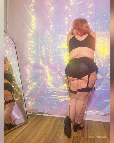 SirenNikki foto