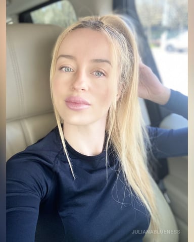 JulianaBlueness Foto