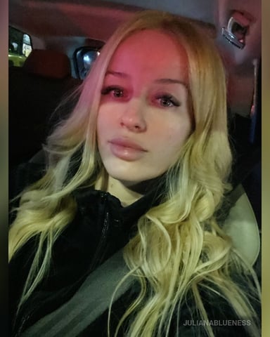 JulianaBlueness Foto