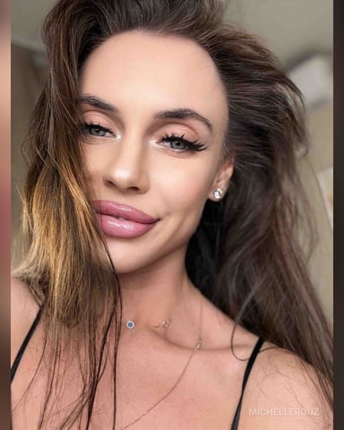 MichelleRouz Foto