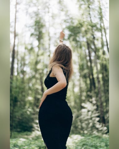 MonicaAlles photo 4
