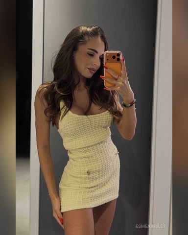 EsmeAinsley foto