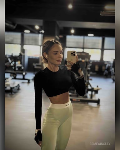 EsmeAinsley foto