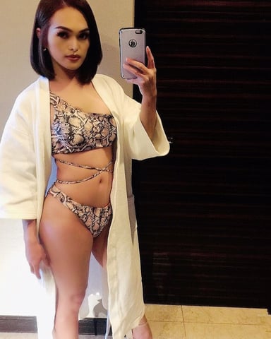 MadelaineStone photo