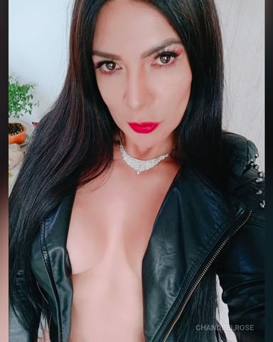 ChandrelRose photo