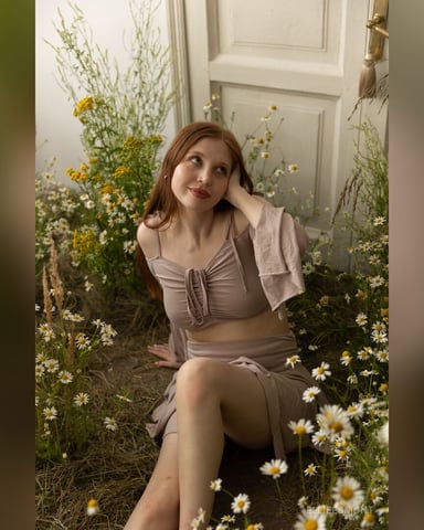 EllieEsmont photo