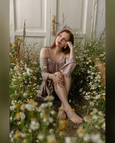 EllieEsmont photo