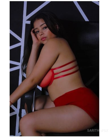 SarithaFox foto