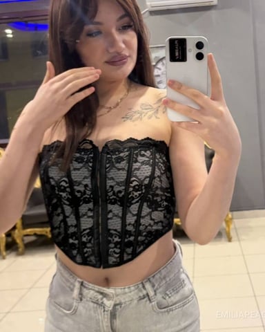 EmiliaPeach Foto