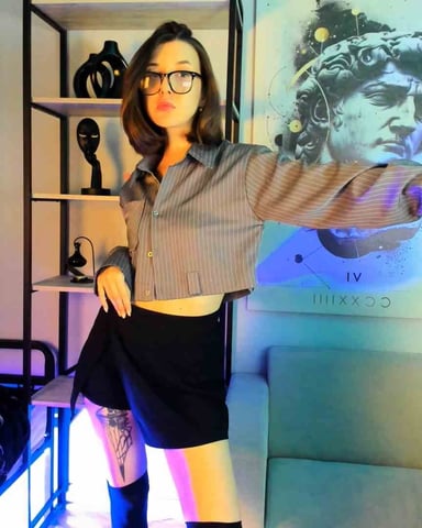 JadeHollis photo 2
