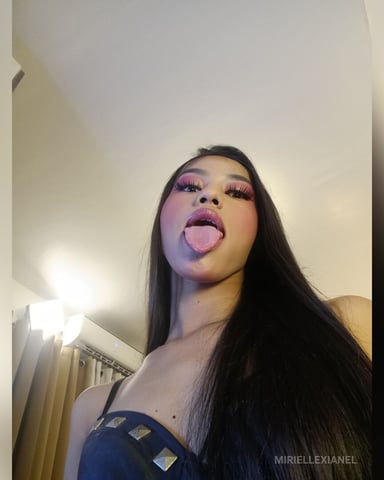 MirielleXianel foto