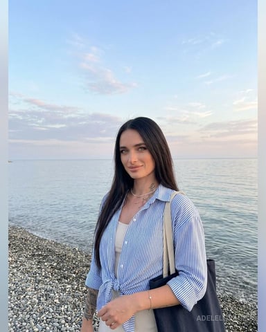 AdeleLorane photo