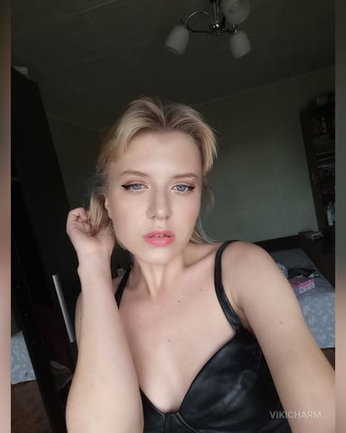 VikiCharm photo