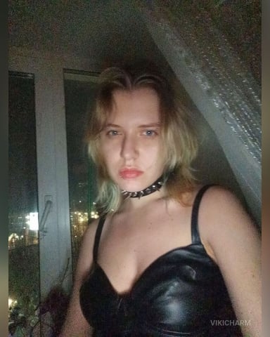 VikiCharm photo