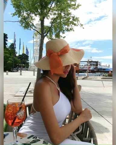 ReignePecania foto