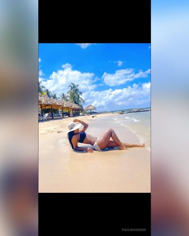 PaulinaVegax Foto
