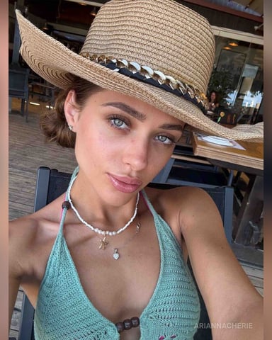 AriannaCherie foto