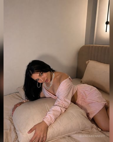 BiancaKennedy photo