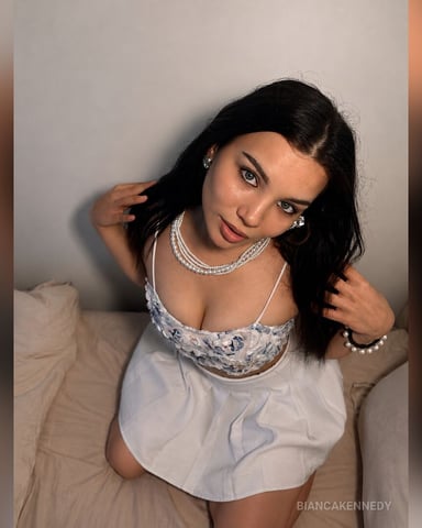 BiancaKennedy photo