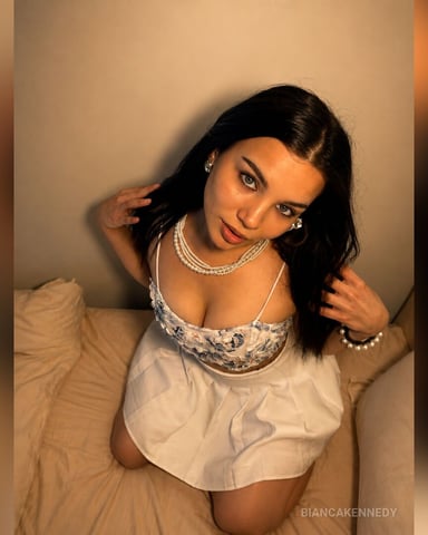 BiancaKennedy photo
