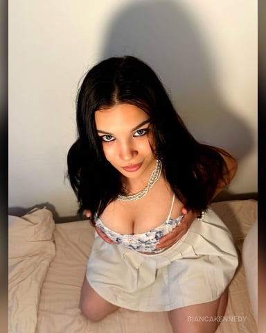 BiancaKennedy photo