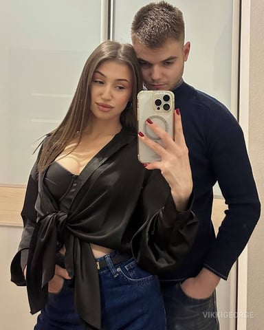 VikkiGeorge foto