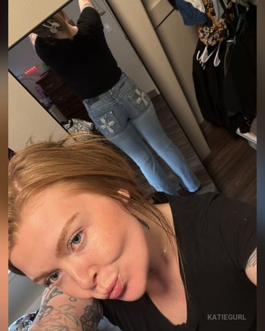 Katiegurl photo 4