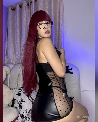 NyraRose Foto