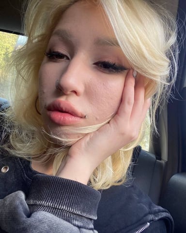 SallyChaa photo