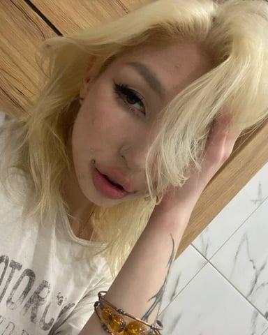 SallyChaa photo
