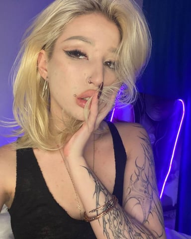 SallyChaa photo