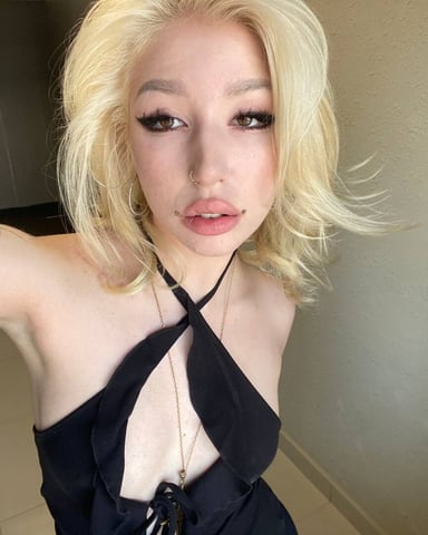 SallyChaa photo