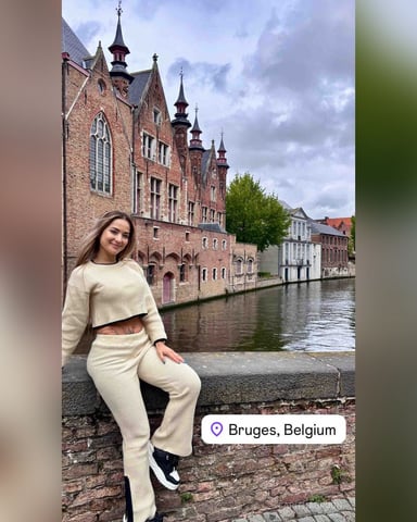 SarithaBroun Foto