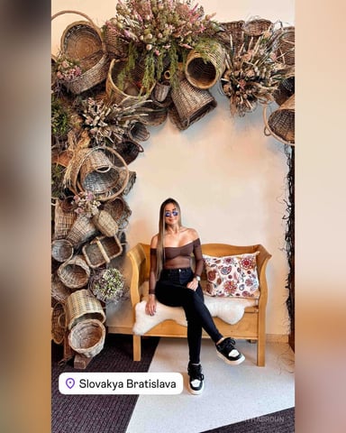 SarithaBroun Foto