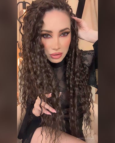 AngelaDevins photo