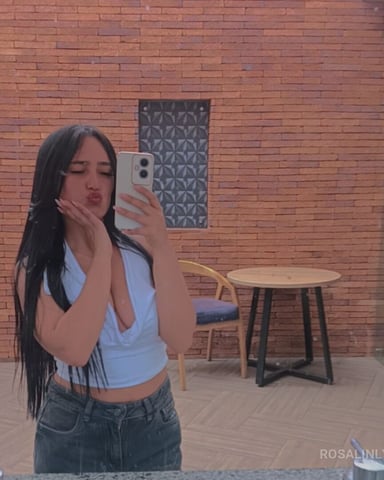 RosalinLym photo