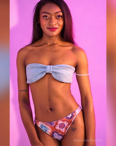 ArianaFontanaros foto