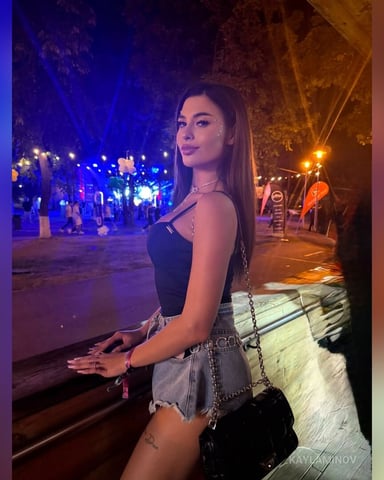 KaylaMinov foto