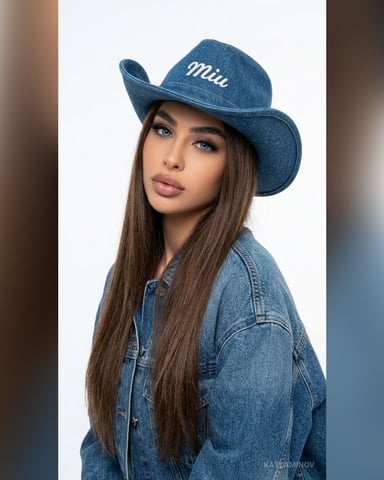 KaylaMinov foto