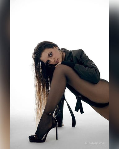 MiaAngelove foto