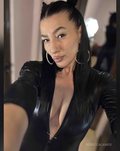RebeccaLamer foto