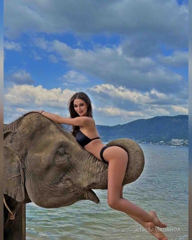 AthisaMaganda foto