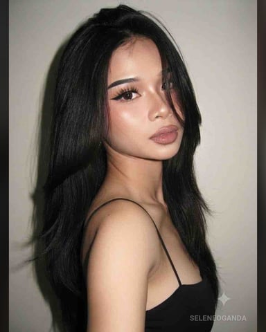 SeleneOganda foto