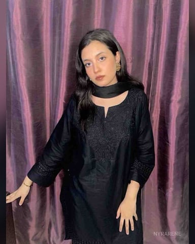 NyraRene foto