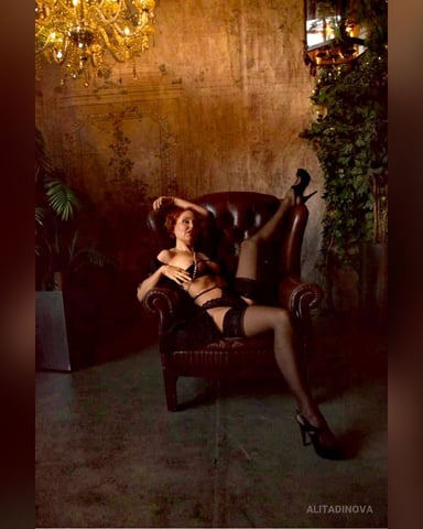 AlitaDinova photo