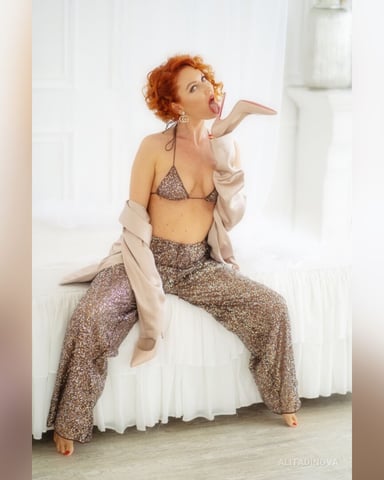 AlitaDinova photo