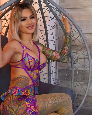 TiffanyMaze foto