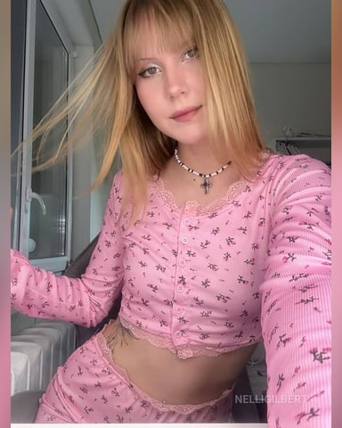 NelliGilbert photo 10