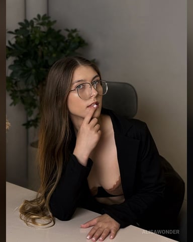 AlisaWonder Foto