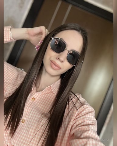 StephenieCeo photo